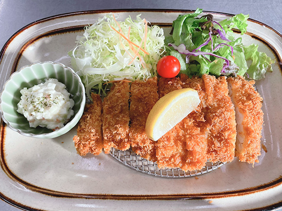 チキンカツ定食